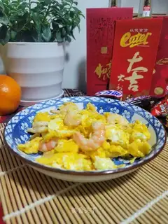 Shrimp fried eggs