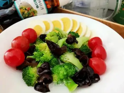 Vegetable egg salad