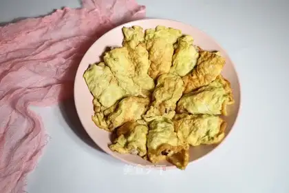 Steaming egg dumplings