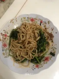 Sweet peas with cold noodles