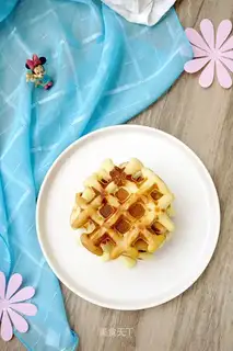 Taffy cheese and milk waffles