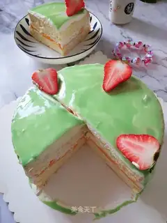 Eight-inch chocolate cream cake
