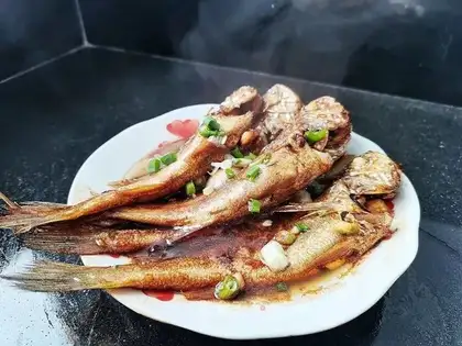 Red-burned yellowfish