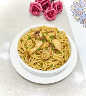 Chicken-car noodles
