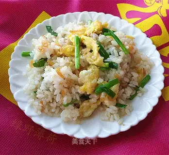 Shrimp omelet fried rice