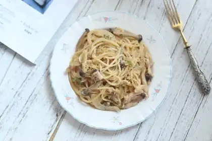 And pasta with chicken mushroom cream