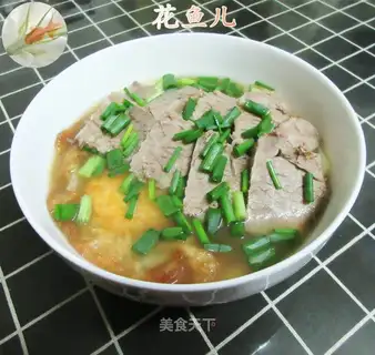 Duck egg beef noodles
