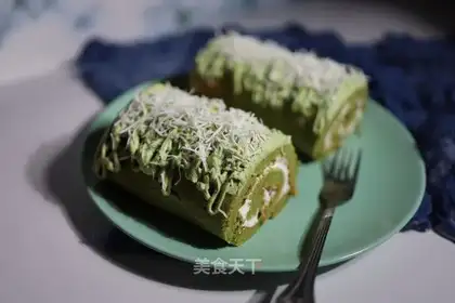 Coconut with tea cake rolls