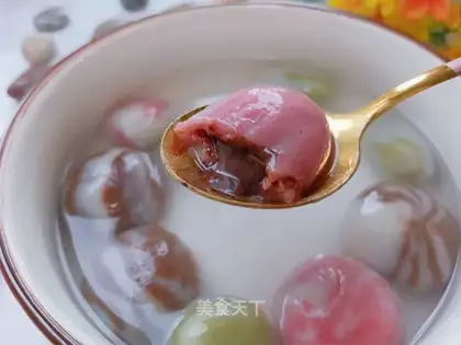 Rainstone chocolate with heart and soup