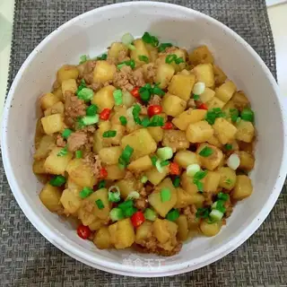 Potato fried meat
