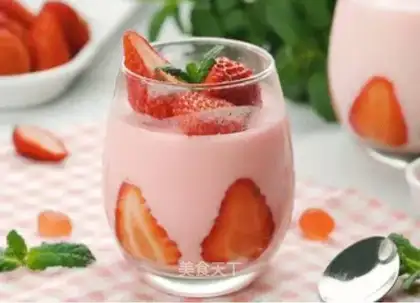 Homemade simple pudding