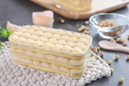 Homemade bean milk box