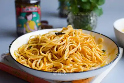 Onion noodles