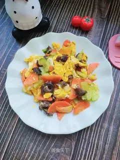 Vegetable sea cucumbered eggs