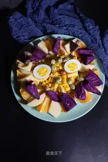 Low-fat fruit corn platter