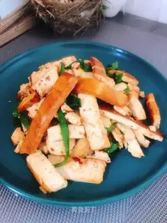 Chili fried dry