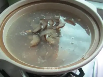 Old chicken crab cucumber
