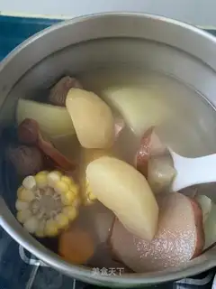 Pumpkin apple soup