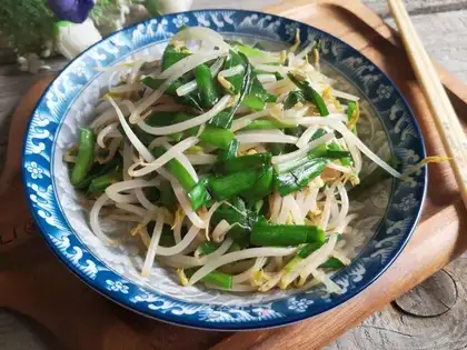 A green bean sprouts of cranberry