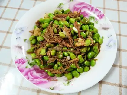 The soybeans fried the leaves