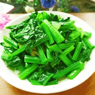 Soup spinach