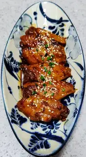 Red chicken wings