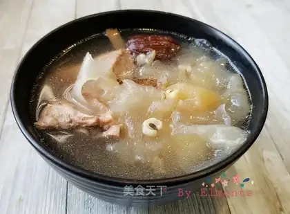 Apple-eared tummy