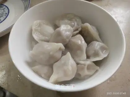 Cooking dumplings