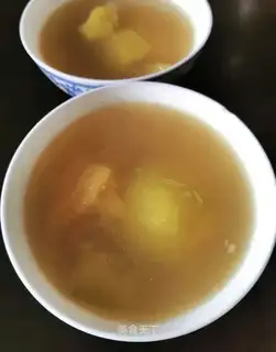 Carrot apple bone soup