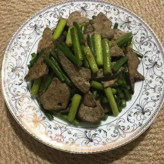 Garlic fried liver