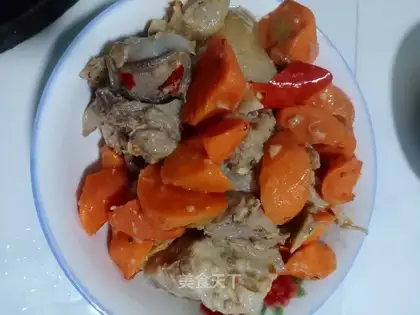 Carrot pig feet