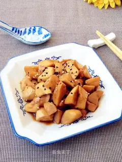 Red apricot mushroom