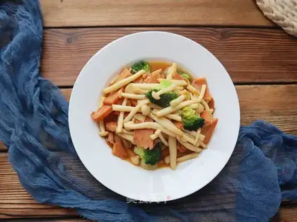 Seafood mushroom fried lunch meat