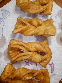 Crackers