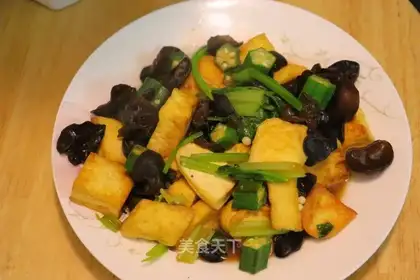 Homemade tofu