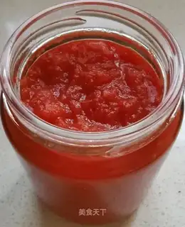 Homemade tomato sauce