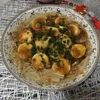 Garlic steaming needles and tofu