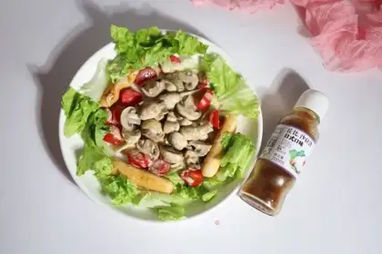 Ham mushroom salad