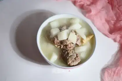 Carrot bone soup