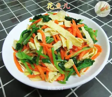 Carrot, egg-skin spinach