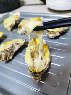 Cheesecracker