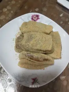 Donkey rolls
