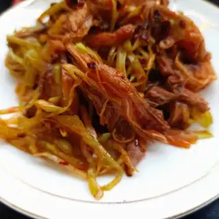 Round cabbage with donkey