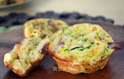 Cracker egg muffin