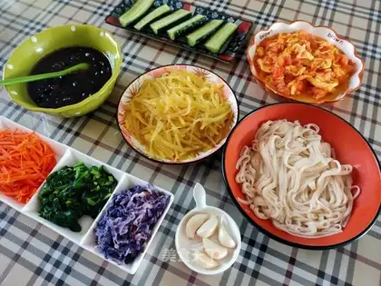 ♪ Time-buttered noodles ♪