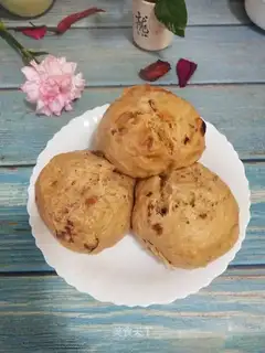 Red sugar, red dates, buns