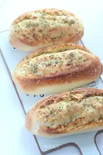 Garlic Palmerson cheese bread