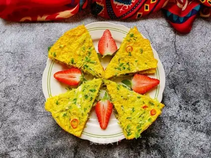 Pine willow eggcake
