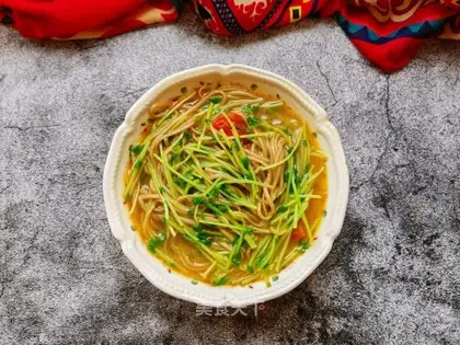 Pine willow sprout noodles