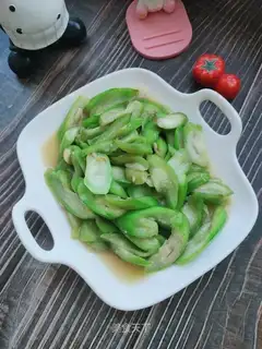 Pork and silk melon
